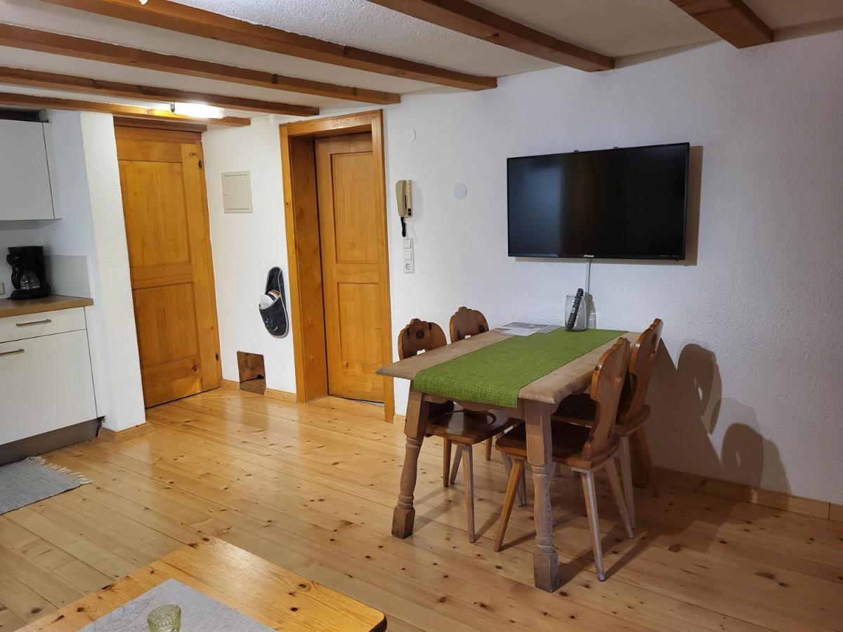 Sunnaschi Appartements - Wohnungen Oder Gesamt Als "Huette" Laterns Luaran gambar